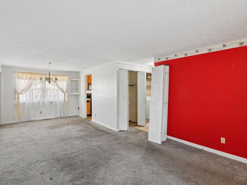 12128 Benadir Road, Springdale, OH 45246 Photo 6