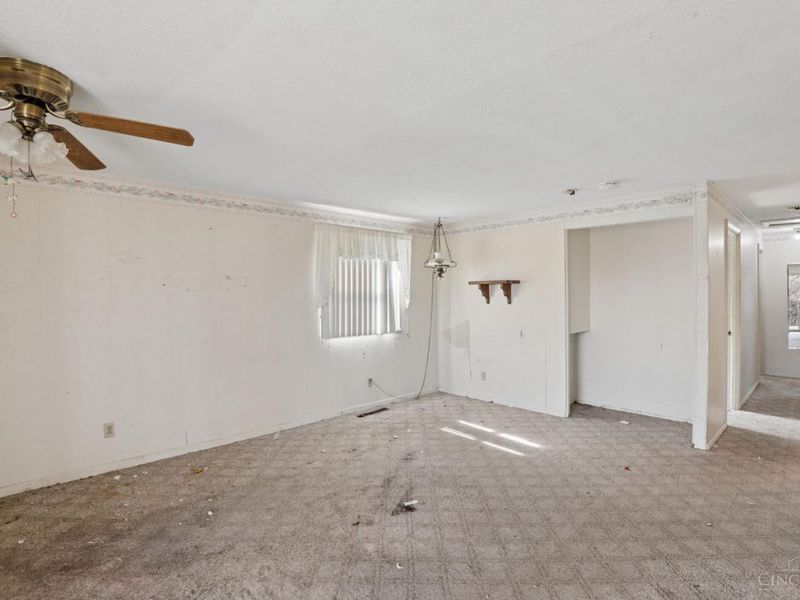 12128 Benadir Road, Springdale, OH 45246 Photo 9