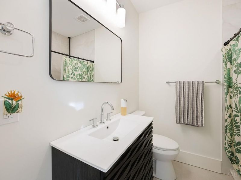 1949 Washburn Street, Cincinnati, OH 45223 Photo 22