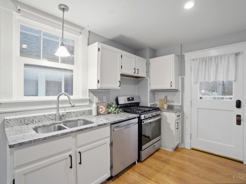 3786 Aylesboro Avenue, Cincinnati, OH 45208 Photo 12