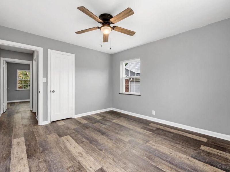 4106 Orchard Lane, Deer Park, OH 45236 Photo 9