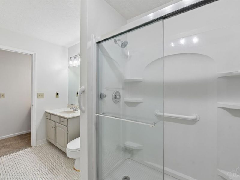 1711 Ebenezer Road, Green Township, OH 45233 Photo 14