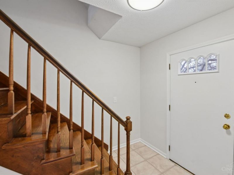 1711 Ebenezer Road, Green Township, OH 45233 Photo 2