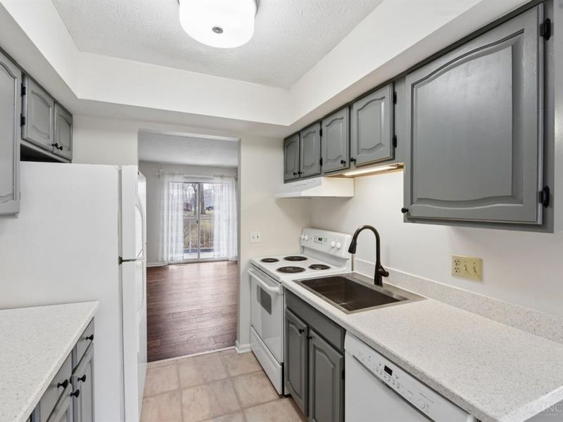 1711 Ebenezer Road, Green Township, OH 45233 Photo 5