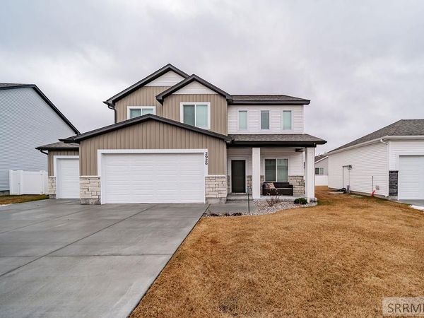 2926 Curlew Drive, AMMON, ID 83401
