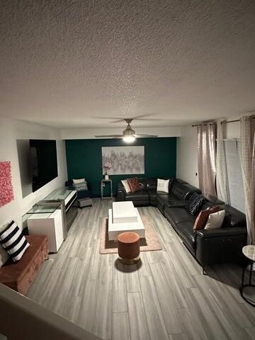 7716 77th Way, West Palm Beach, FL 33407 Photo