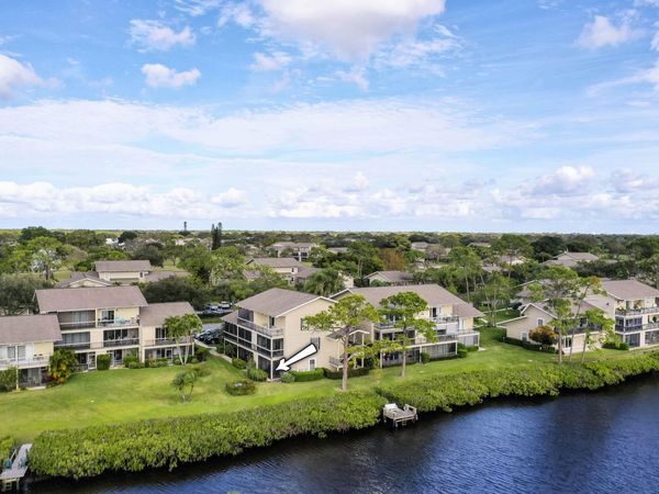 9170 SE Riverfront Terrace, Unit E, Jupiter, FL 33469