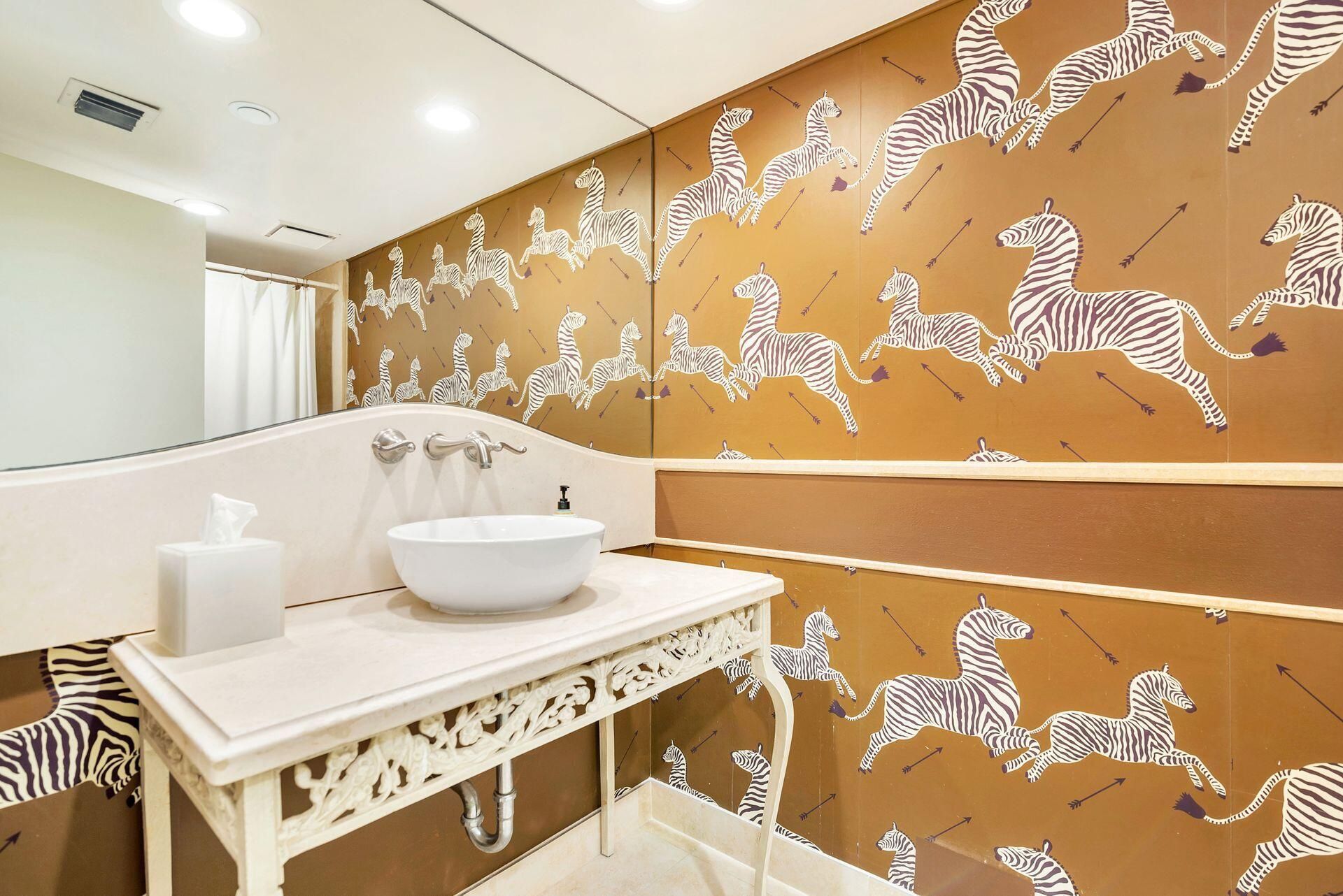 400 N Flagler Drive, Unit 1003, West Palm Beach, FL 33401 Photo