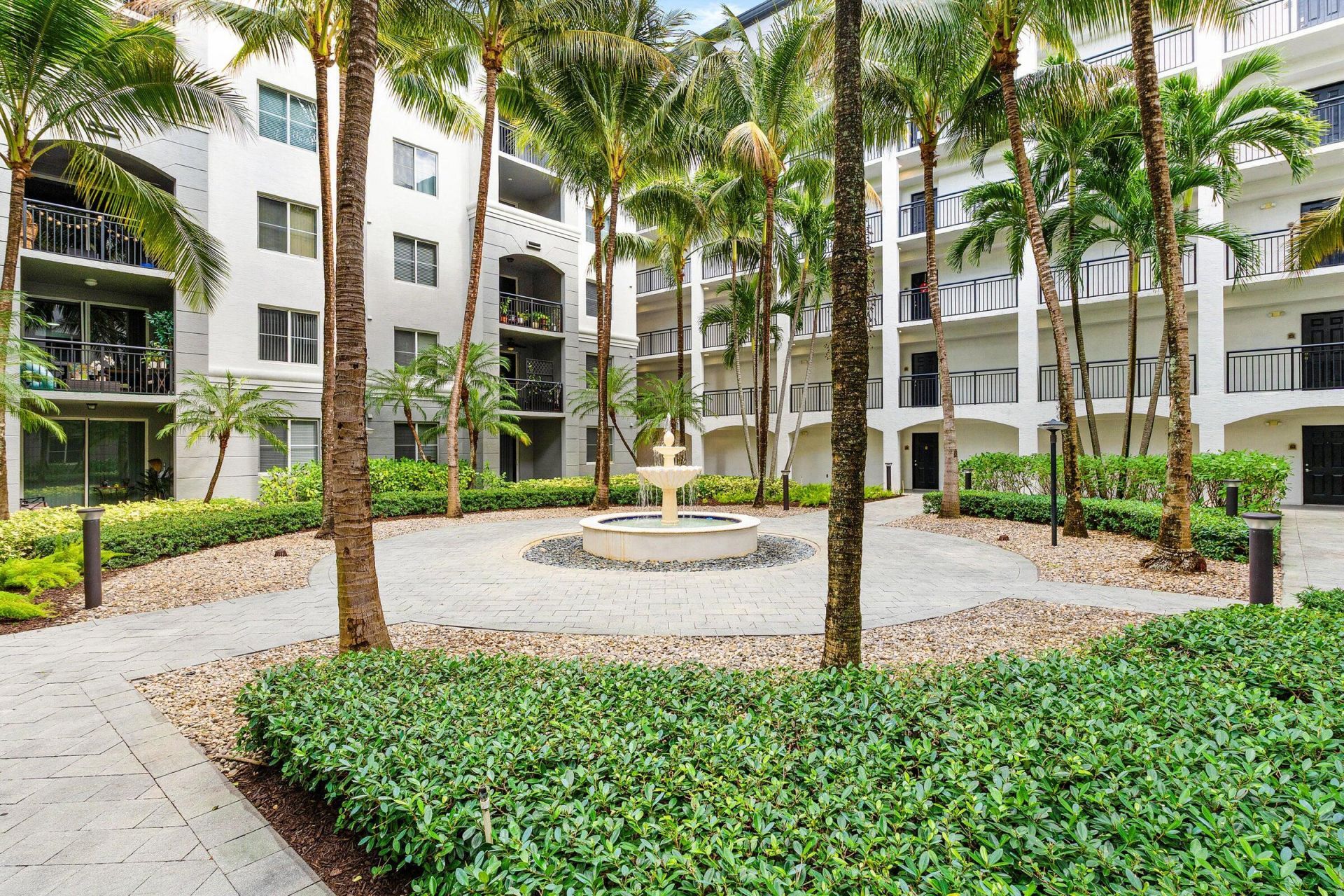 1660 Renaissance Commons Boulevard, Unit 2107, Boynton Beach, FL 33426 Photo