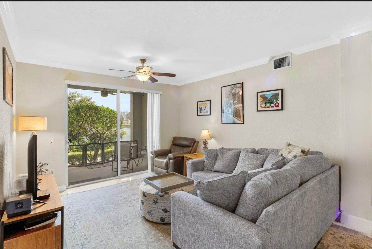 1660 Renaissance Commons Boulevard, Unit 2107, Boynton Beach, FL 33426 Photo