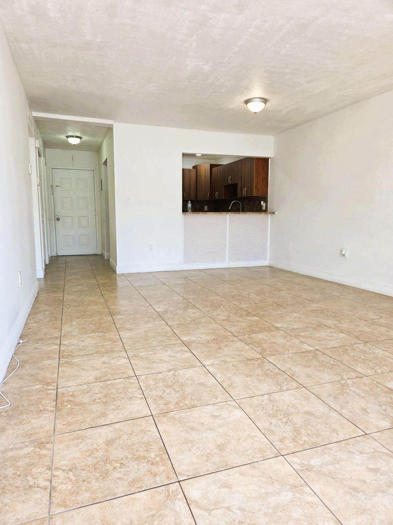 7000 NW 186th Street, Unit 4-316, Hialeah, FL 33015 Photo