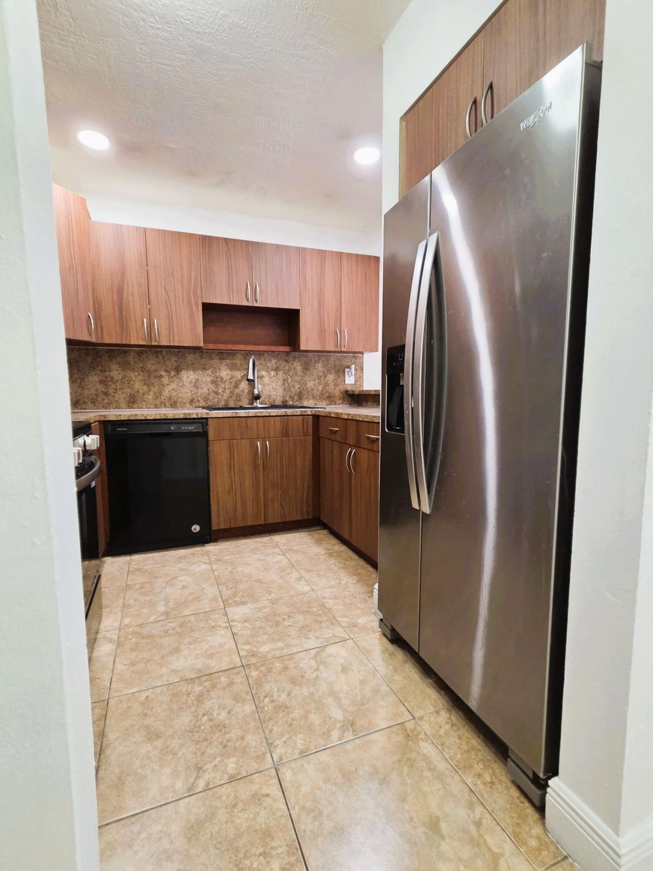 7000 NW 186th Street, Unit 4-316, Hialeah, FL 33015 Photo