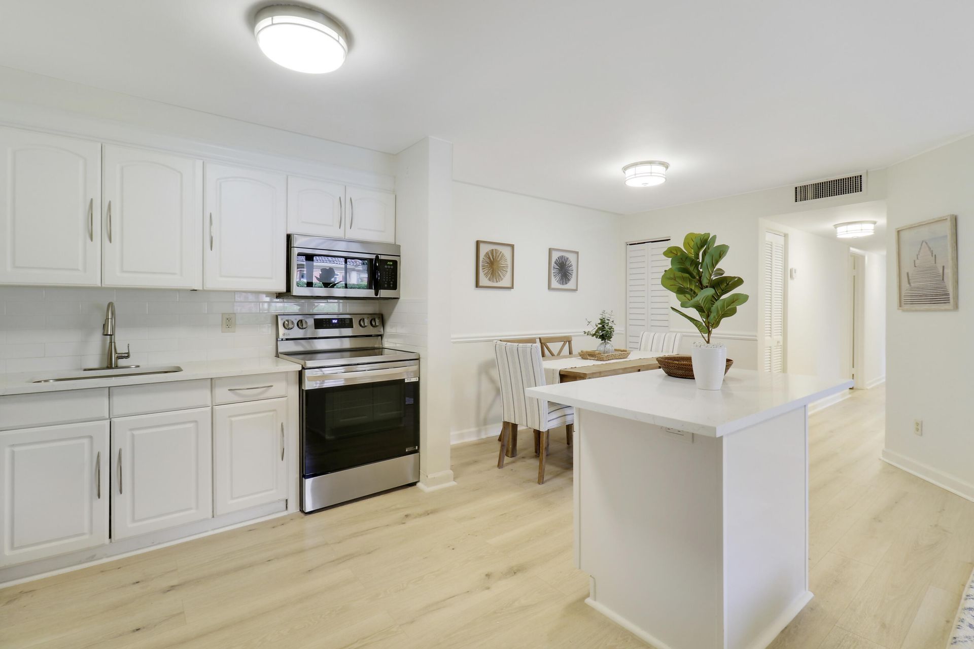 1107 Duncan Circle, Unit 102, Palm Beach Gardens, FL 33418 Photo