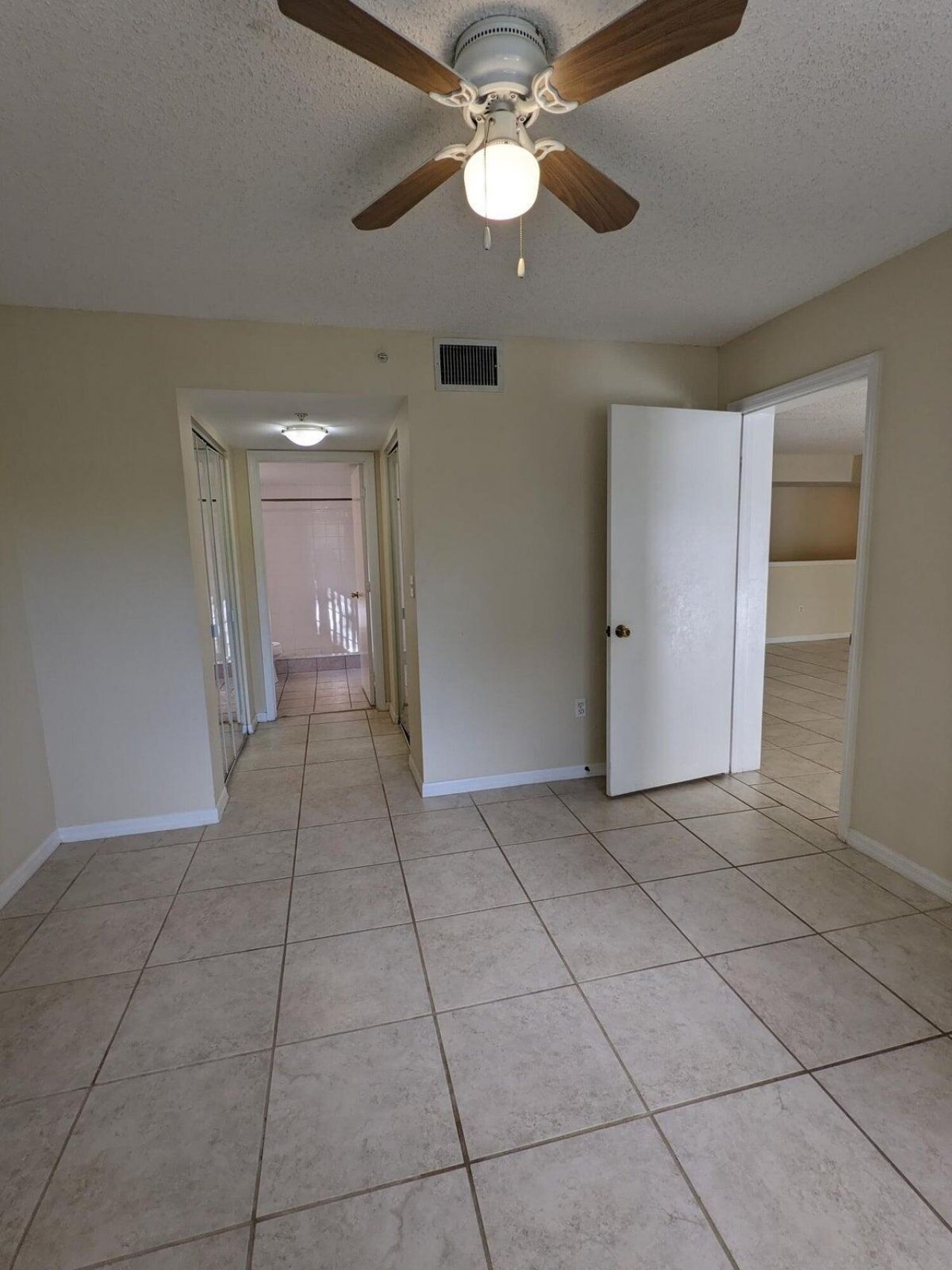 1000 Crestwood Court, Unit 1003, Royal Palm Beach, FL 33411 Photo