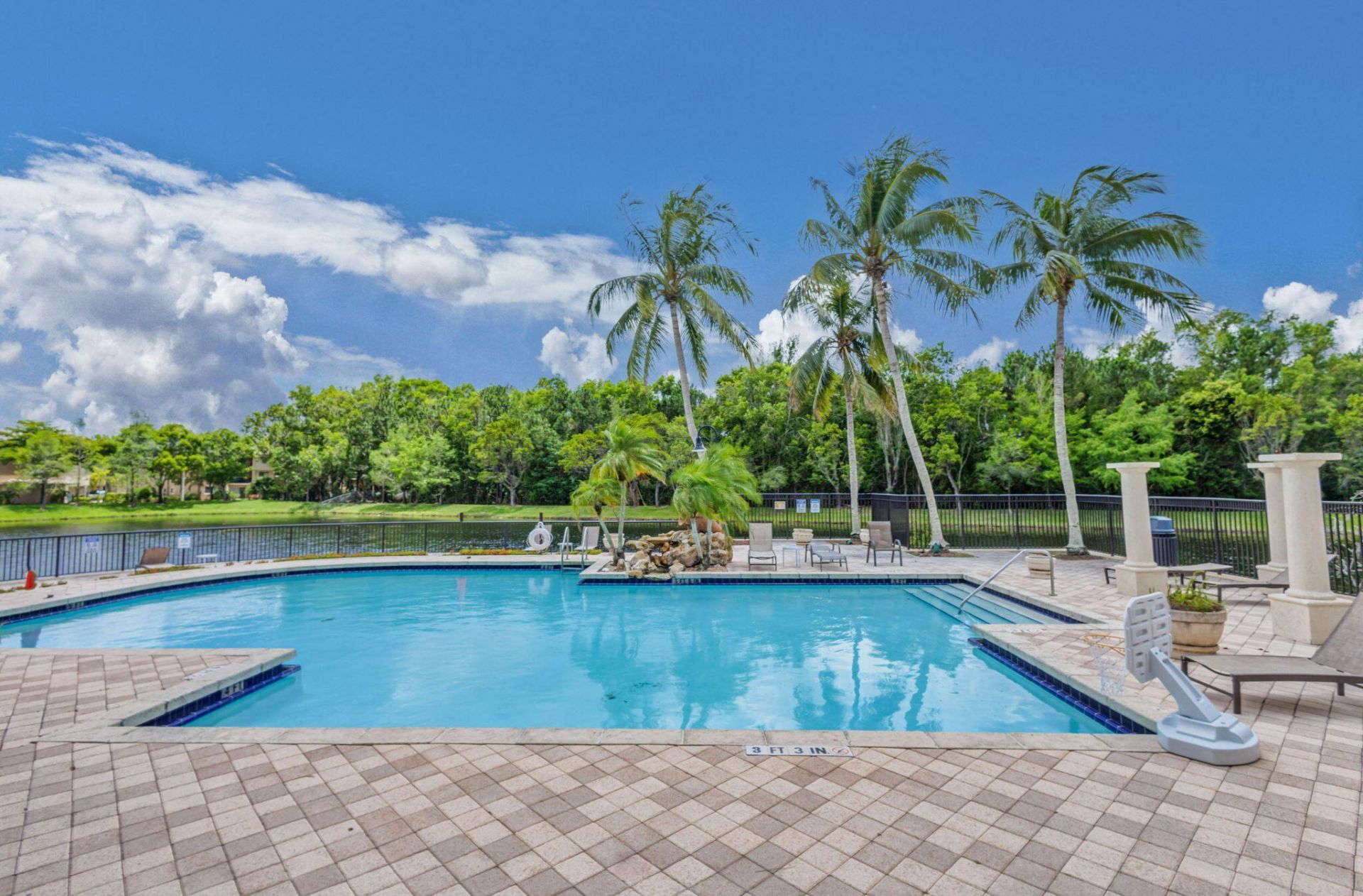 1000 Crestwood Court, Unit 1003, Royal Palm Beach, FL 33411 Photo