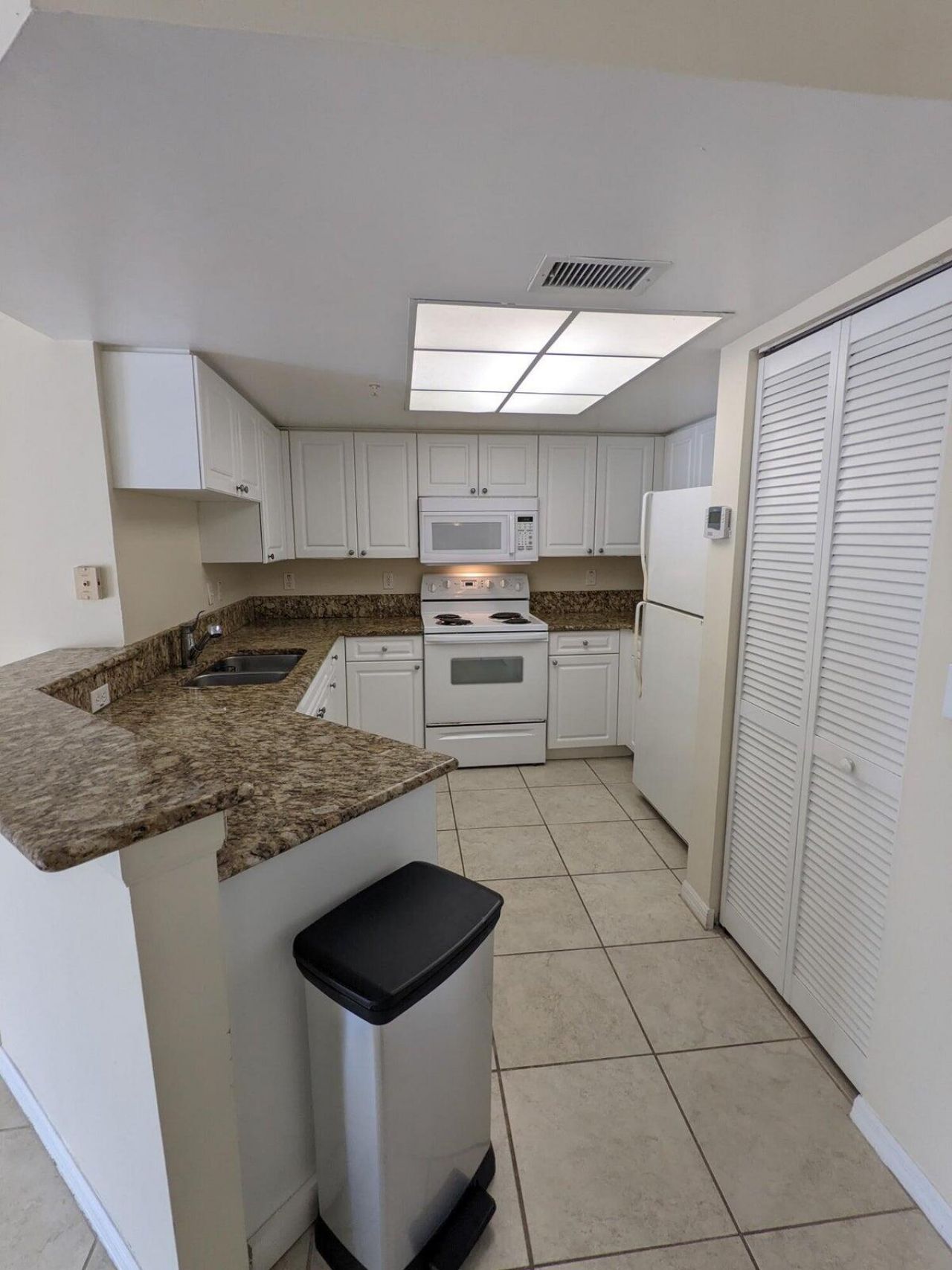 1000 Crestwood Court, Unit 1003, Royal Palm Beach, FL 33411 Photo