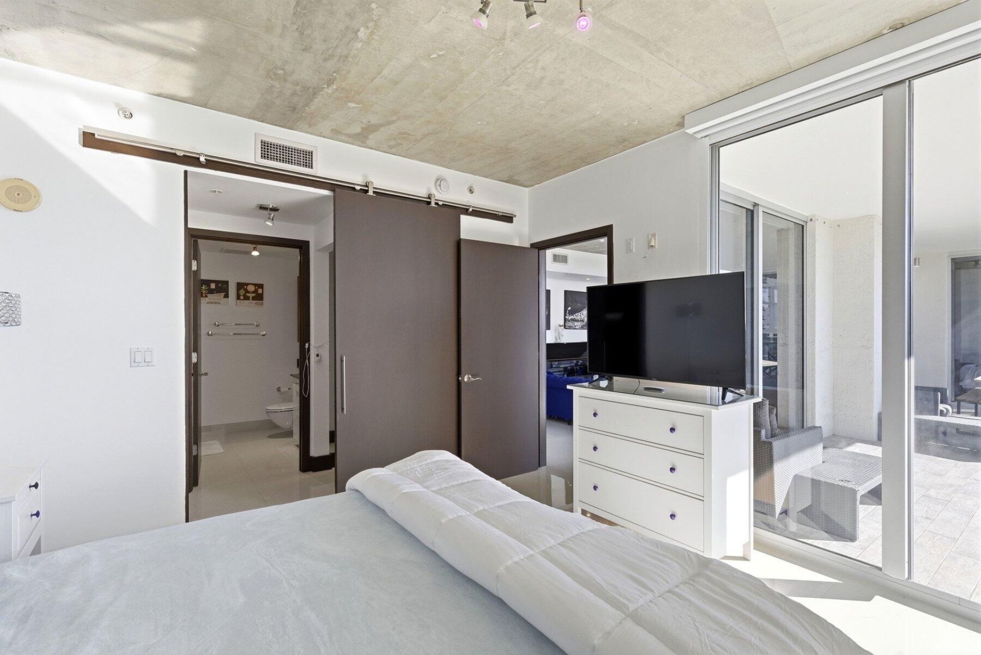 Please Call For Address, Miami, FL 33137 Photo