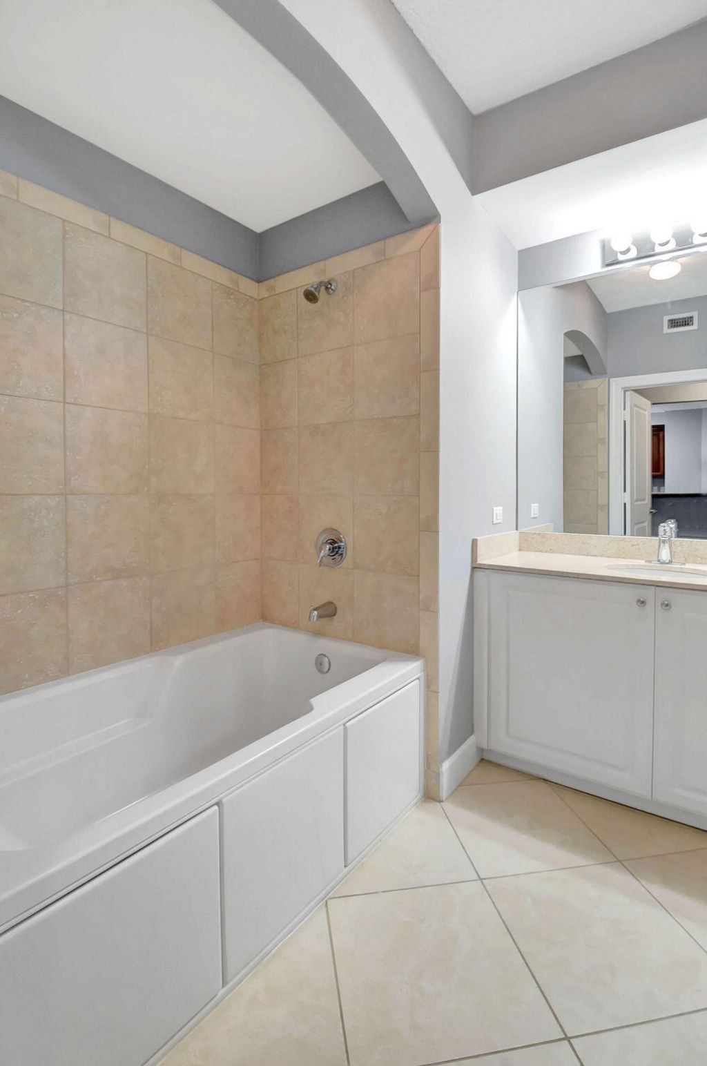 1660 Renaissance Commons Boulevard, Unit 2114, Boynton Beach, FL 33426 Photo