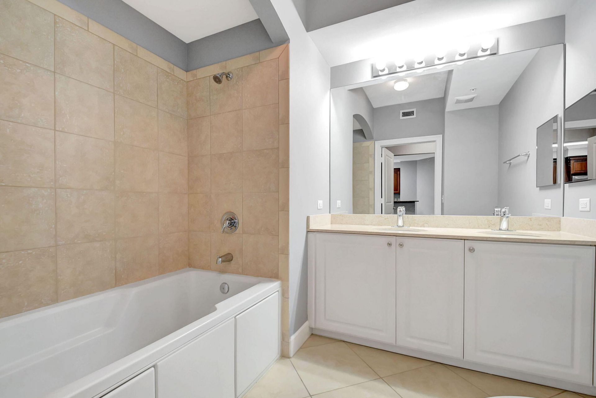 1660 Renaissance Commons Boulevard, Unit 2114, Boynton Beach, FL 33426 Photo