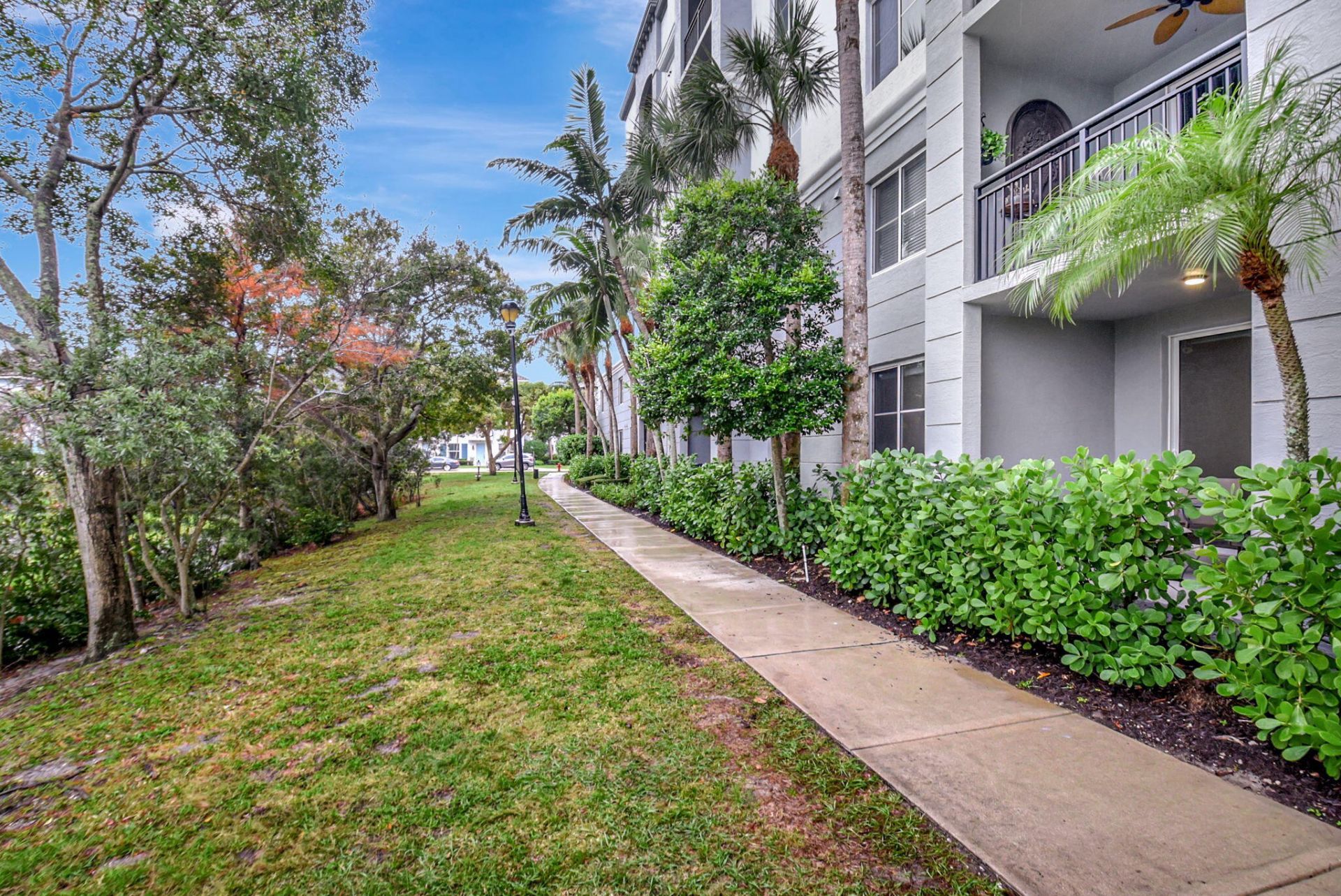 1660 Renaissance Commons Boulevard, Unit 2114, Boynton Beach, FL 33426 Photo