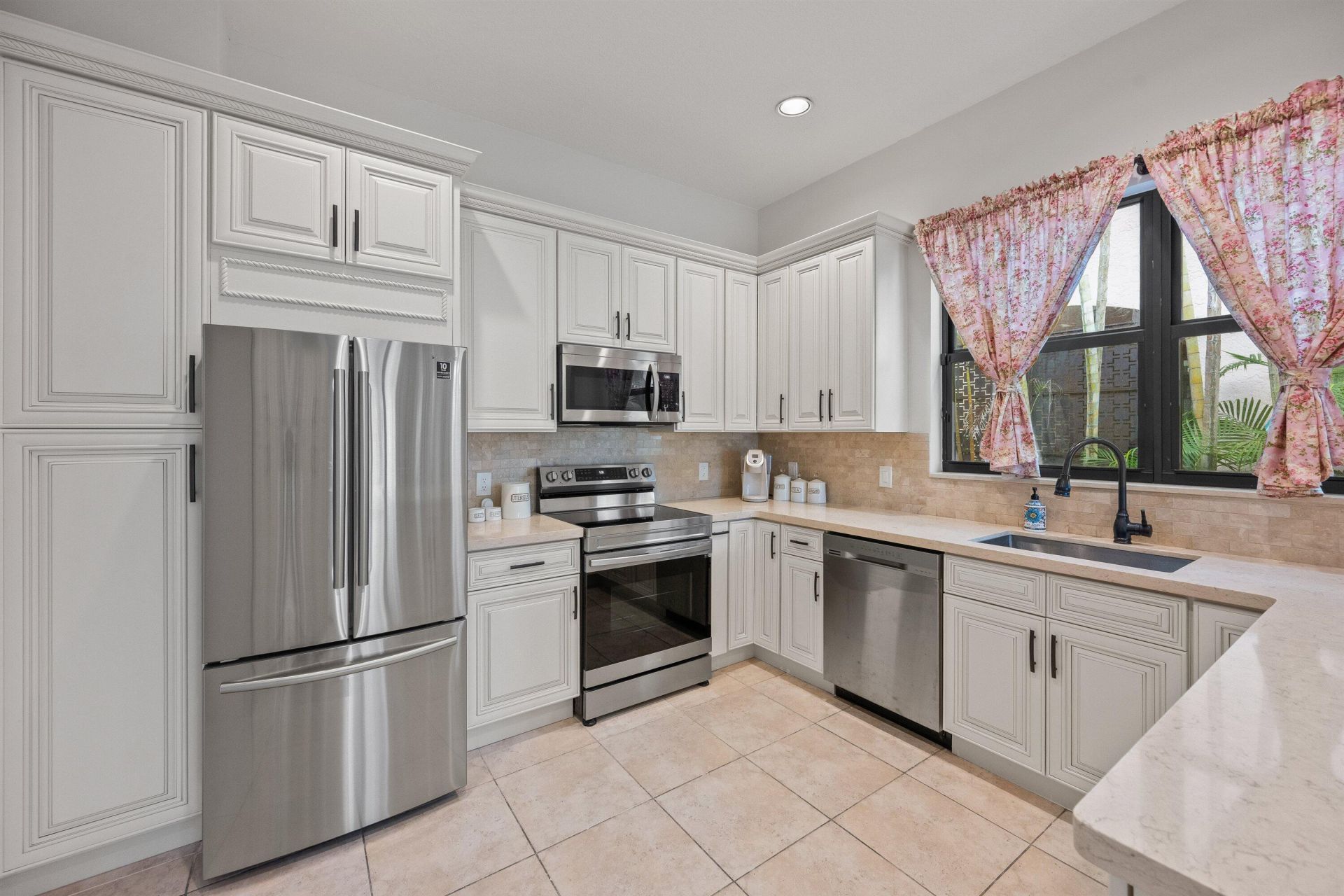 2055 Regents Boulevard, West Palm Beach, FL 33409 Photo