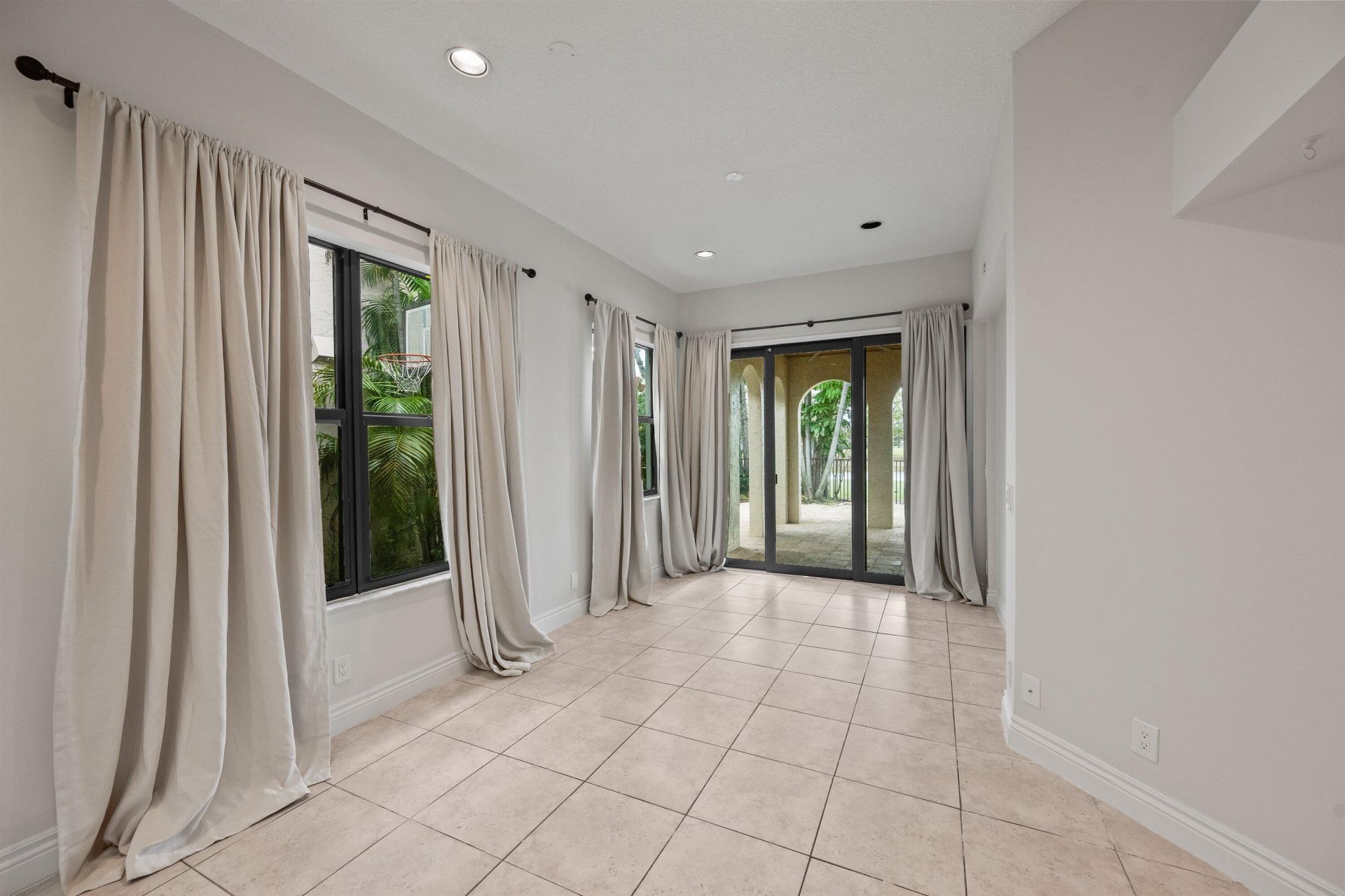 2055 Regents Boulevard, West Palm Beach, FL 33409 Photo