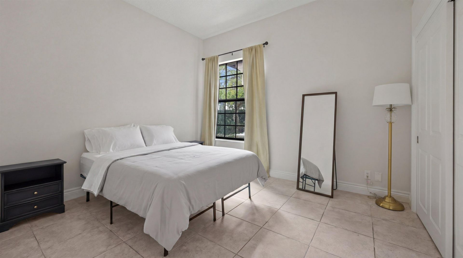 2055 Regents Boulevard, West Palm Beach, FL 33409 Photo