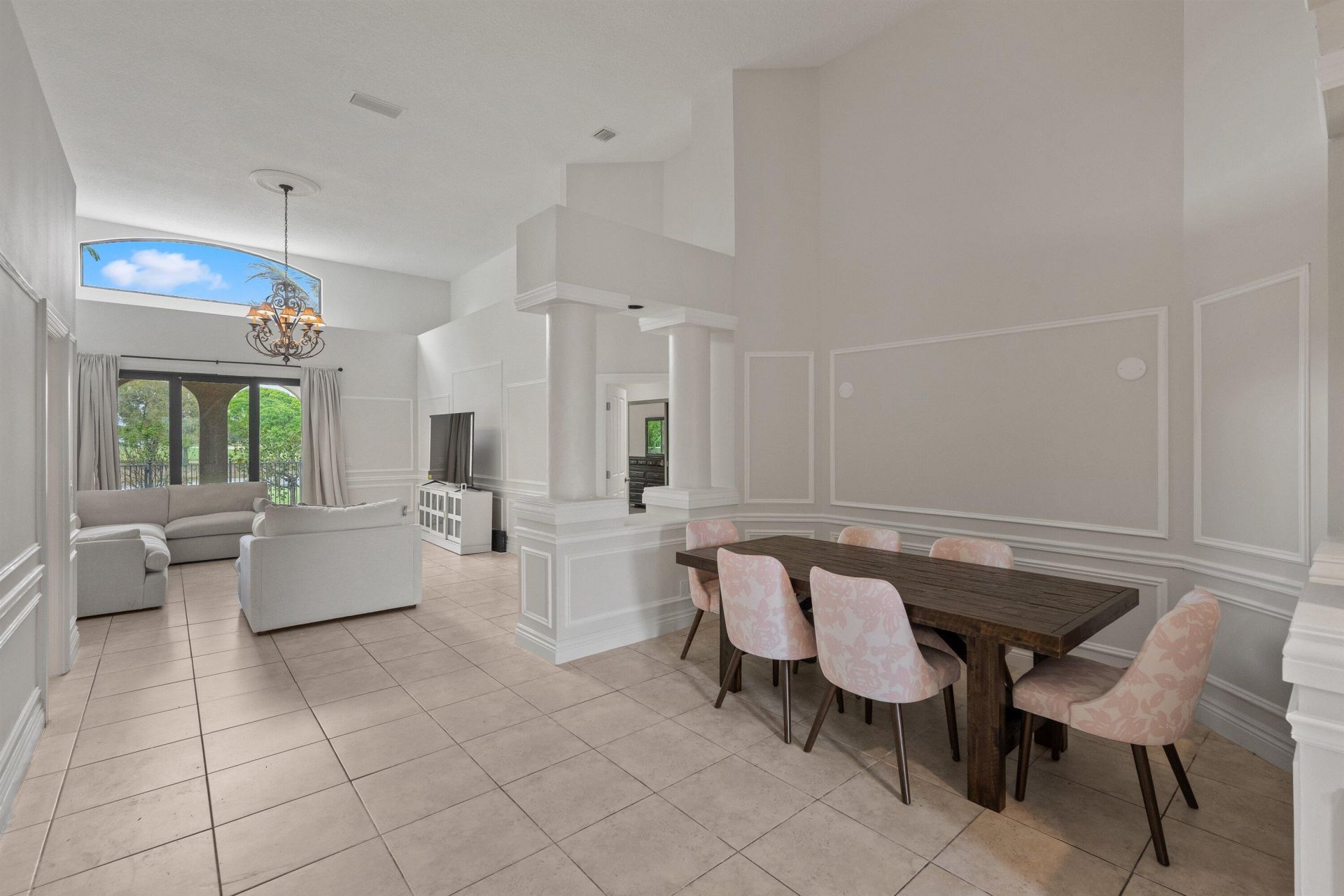 2055 Regents Boulevard, West Palm Beach, FL 33409 Photo