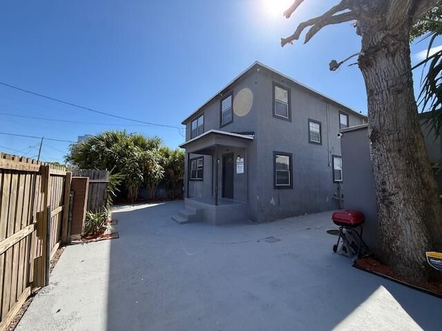 904 4th Street, Unit 1, West Palm Beach, FL 33401 Photo