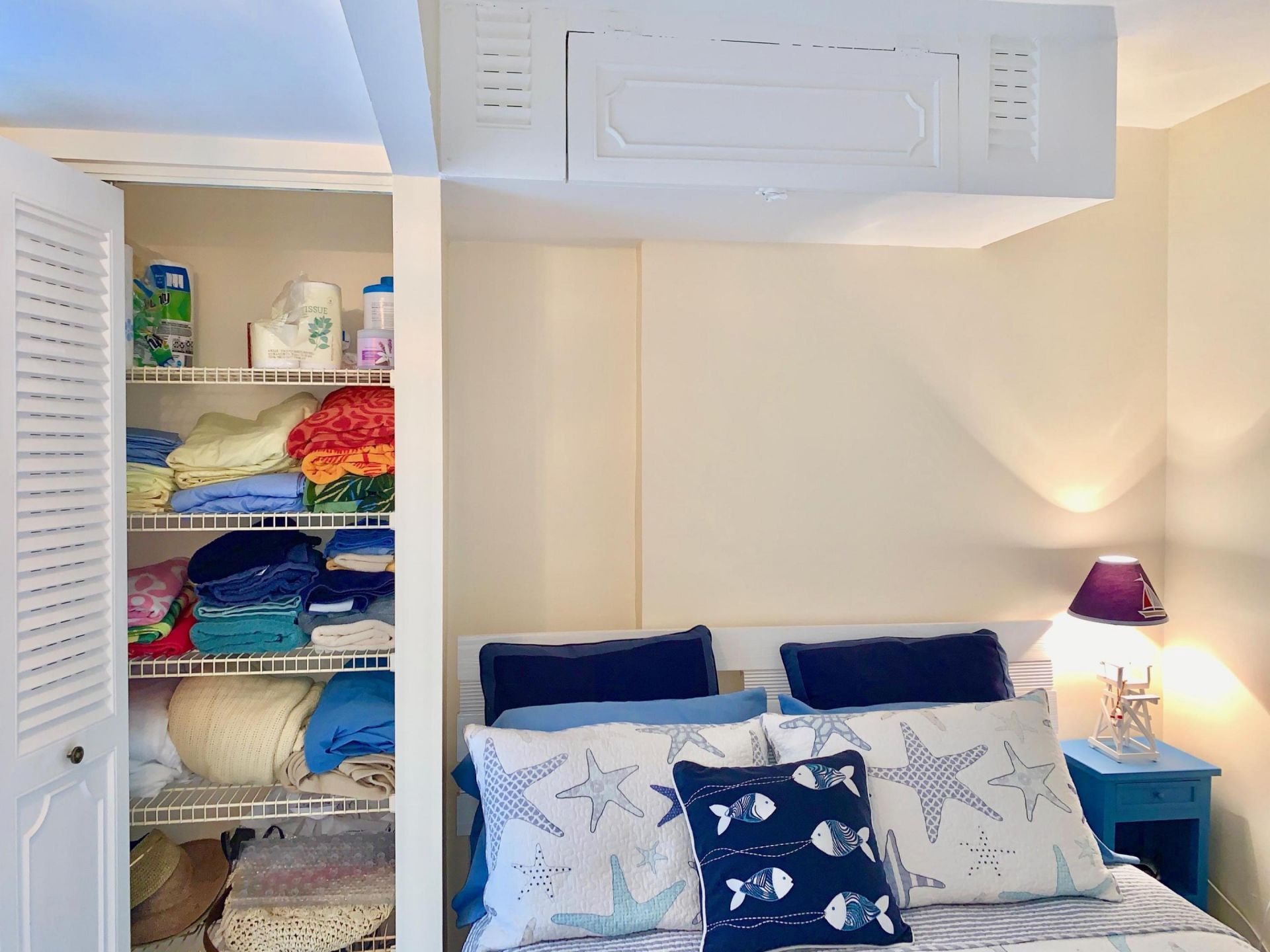 145 Ocean Avenue, Unit 303, Palm Beach Shores, FL 33404 Photo