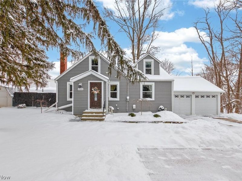 4536 Center Road, Brunswick, OH 44212 Photo 2