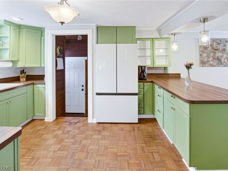 4536 Center Road, Brunswick, OH 44212 Photo 4