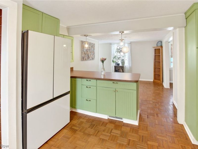 4536 Center Road, Brunswick, OH 44212 Photo 7