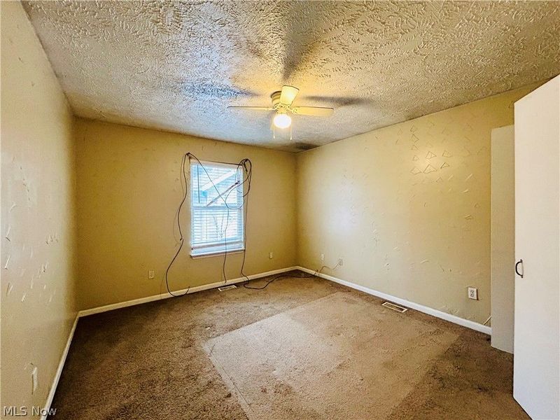 571 E 115th Street, Cleveland, OH 44108 Photo 14