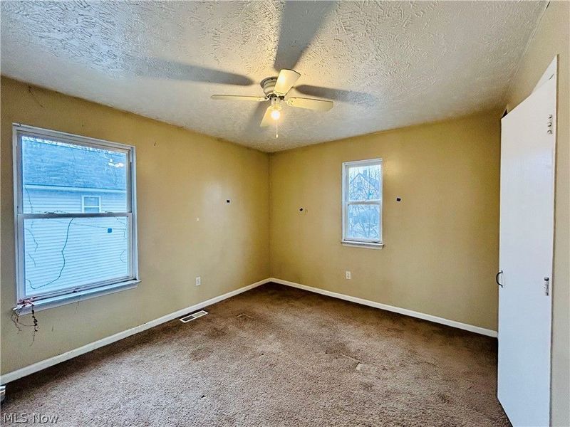 571 E 115th Street, Cleveland, OH 44108 Photo 5