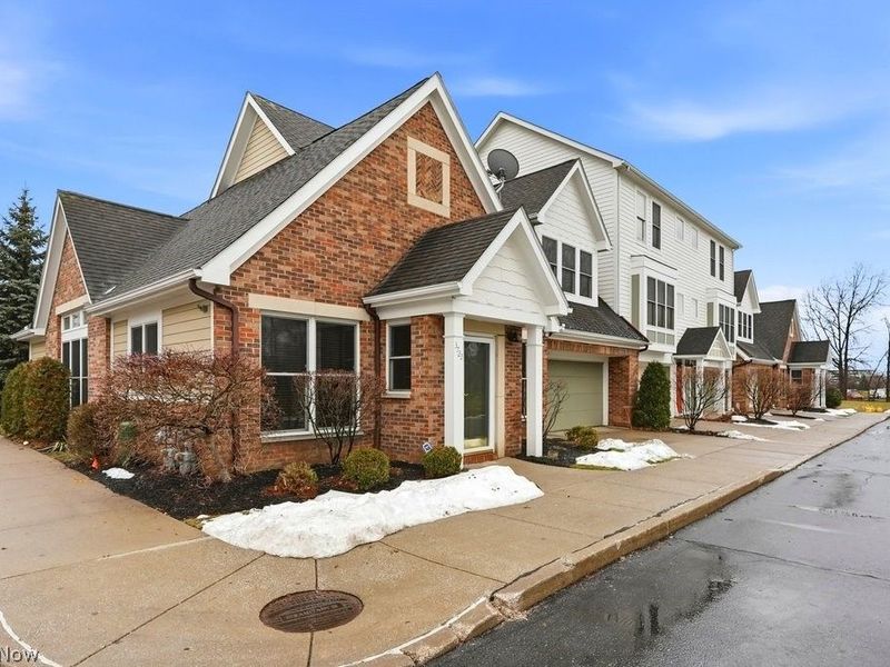 3722 Coral Place, Cleveland Heights, OH 44118 Photo 2