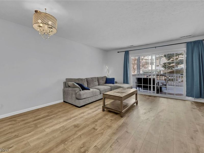 15496 Shaleside Court, Middleburg Heights, OH 44130 Photo 12