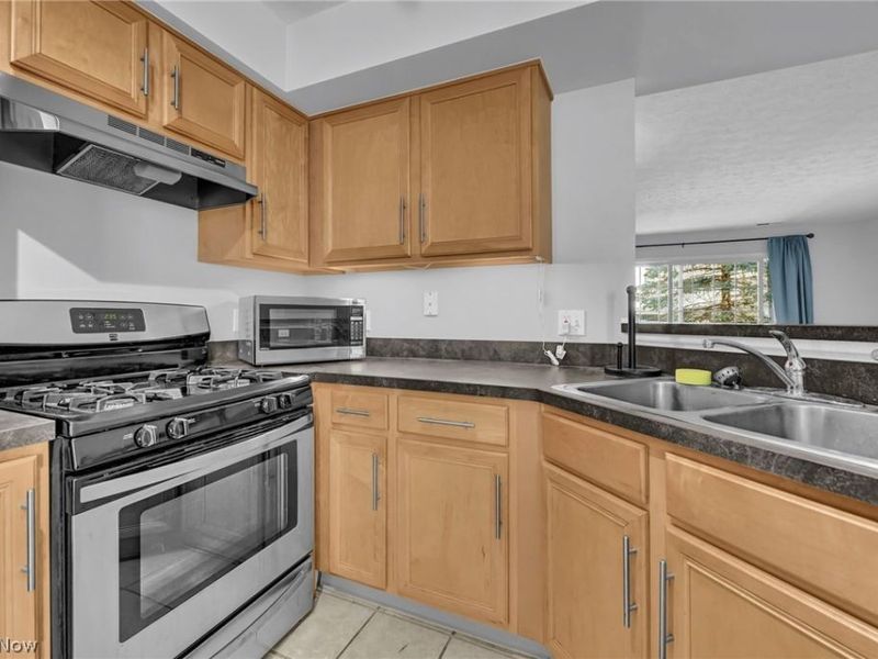 15496 Shaleside Court, Middleburg Heights, OH 44130 Photo 5