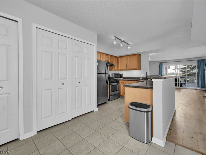 15496 Shaleside Court, Middleburg Heights, OH 44130 Photo 9