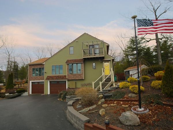 1 Grandview Avenue, Derry, NH 03038