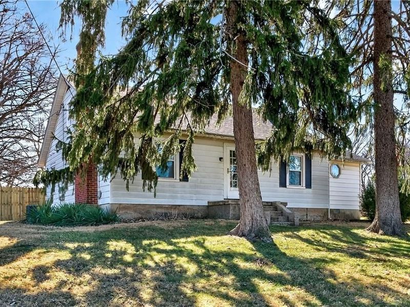 8314 Chambersburg Road, Dayton, OH 45424 Photo 3