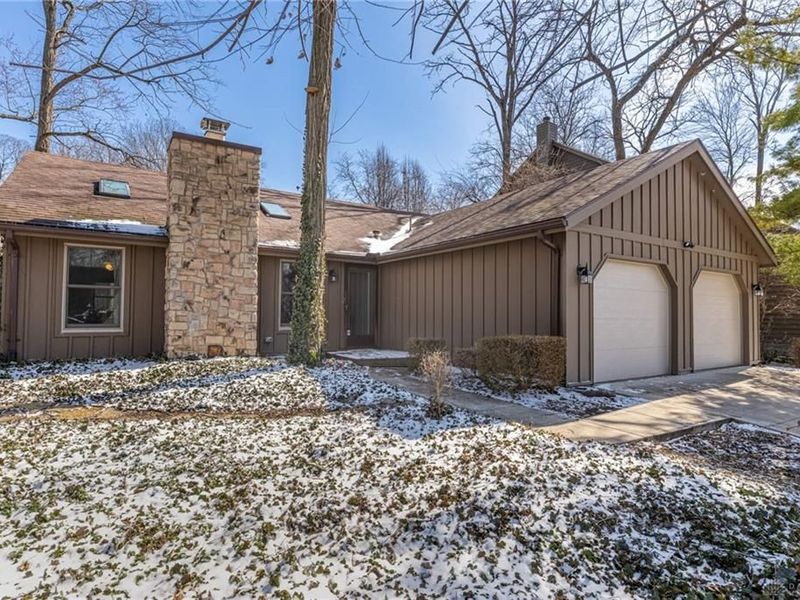 6370 Shadow Lake Trail, Centerville, OH 45459 Photo 2