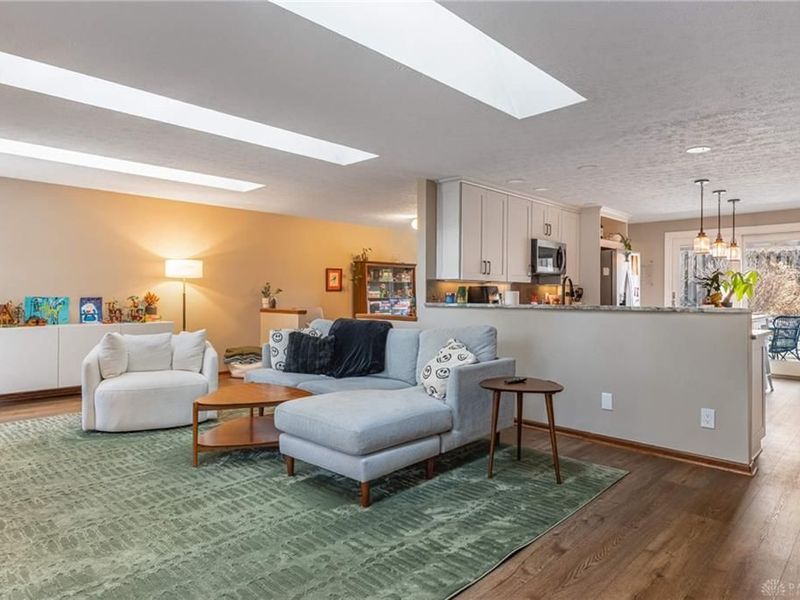 6370 Shadow Lake Trail, Centerville, OH 45459 Photo 3