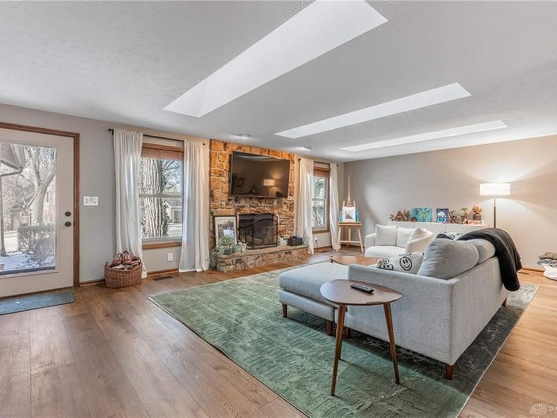 6370 Shadow Lake Trail, Centerville, OH 45459 Photo 4