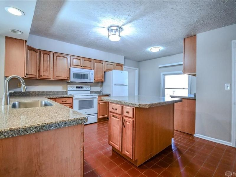 2765 E Tara Trail, Beavercreek, OH 45434 Photo 15