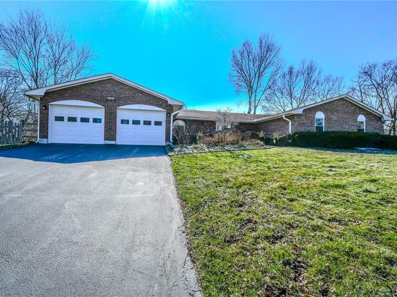 2765 E Tara Trail, Beavercreek, OH 45434 Photo 3