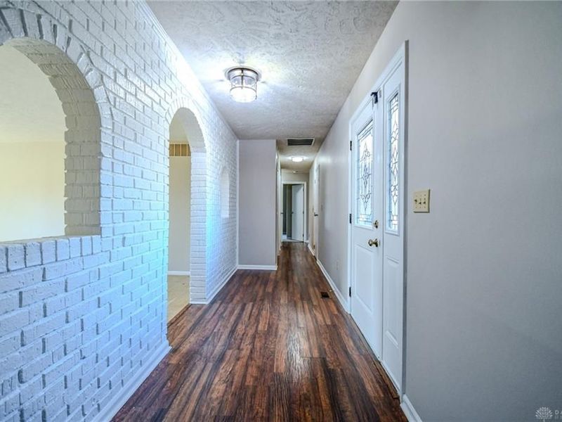 2765 E Tara Trail, Beavercreek, OH 45434 Photo 4