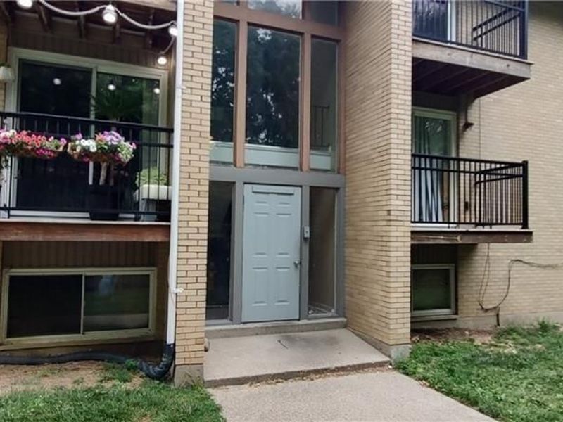 3296 Wilmington Pike, Unit 10, Dayton, OH 45429 Photo 4