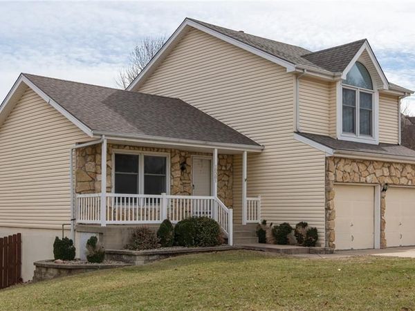 10301 NW 85th Street, Kansas City, MO 64153