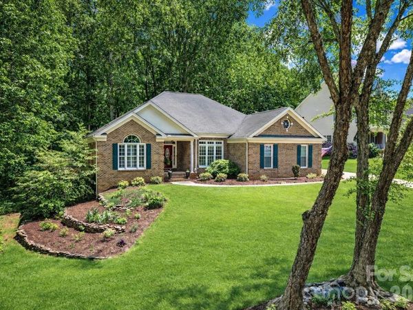160 Fernbrook Drive, Mooresville, NC 28117